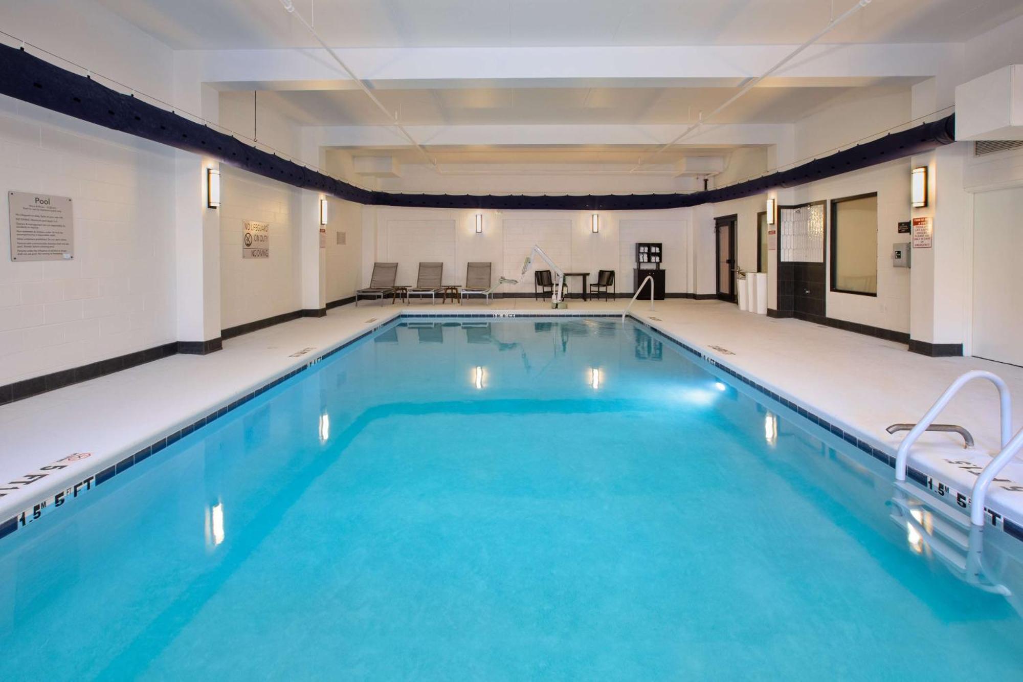 Hampton Inn & Suites Spartanburg-I-26-Westgate Mall Екстер'єр фото